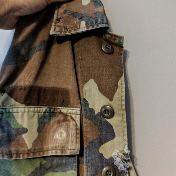 Genuine Military/Army Camo Jacket Distressed Small - Picture 6 of 8